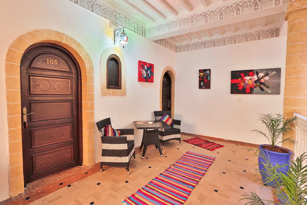 Riad Nakhla 49/62