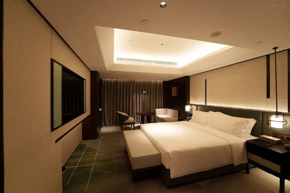 Guangzhou 19/50