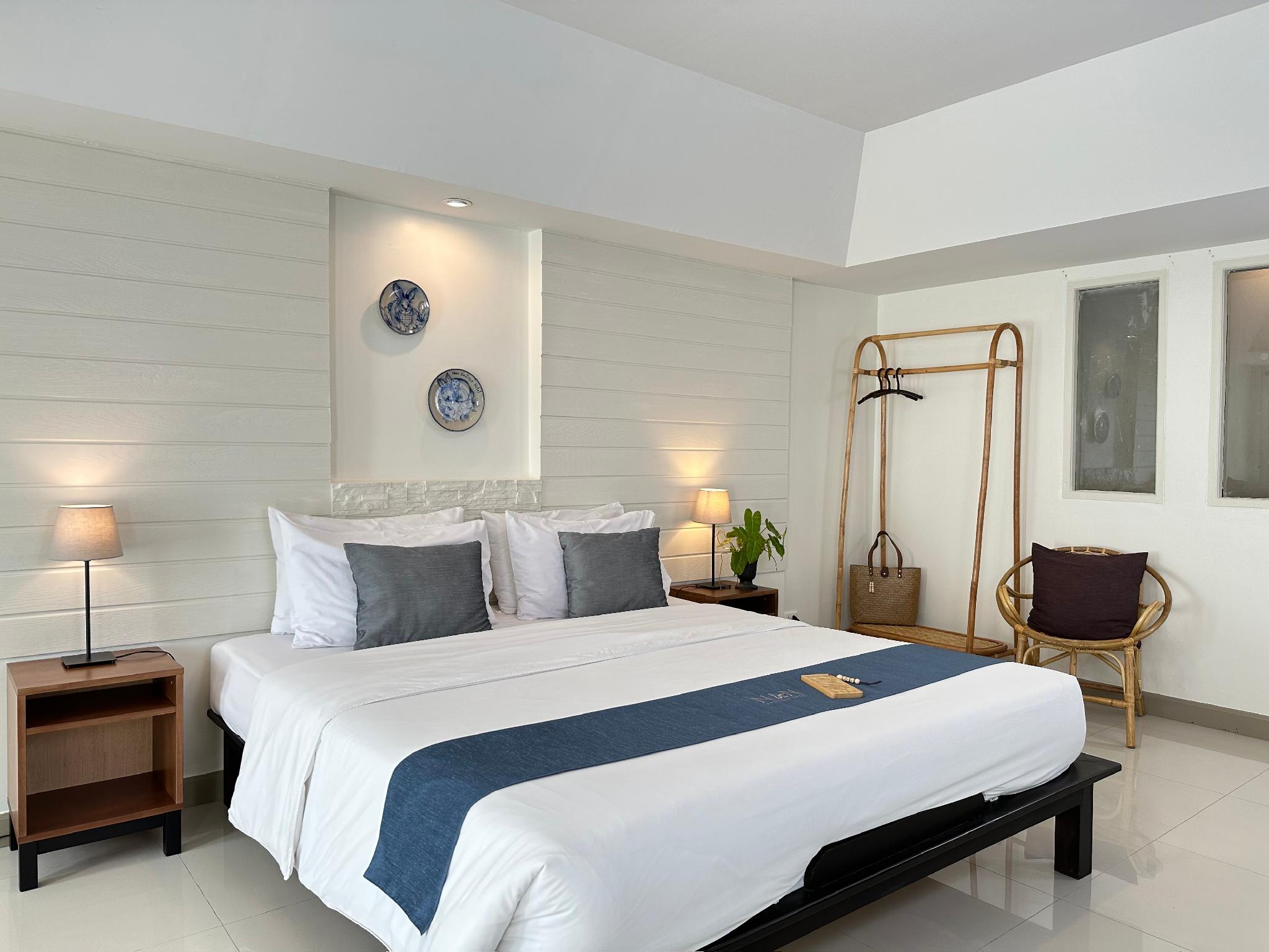 Boutique, Double or Twin Bed