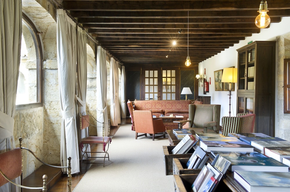 Parador De Cangas De Onis 60/73
