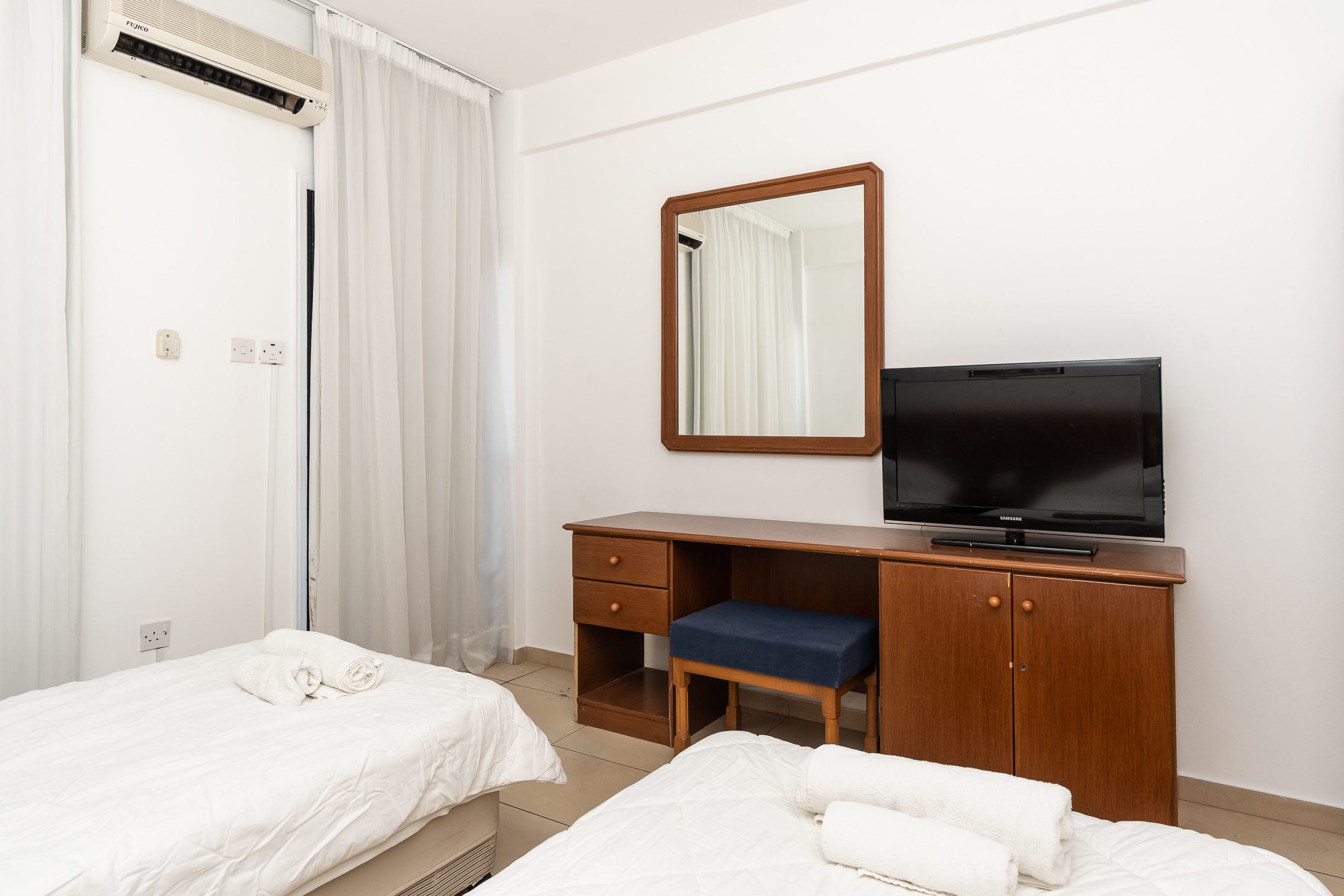 Flora Hotel Apartments 21/46