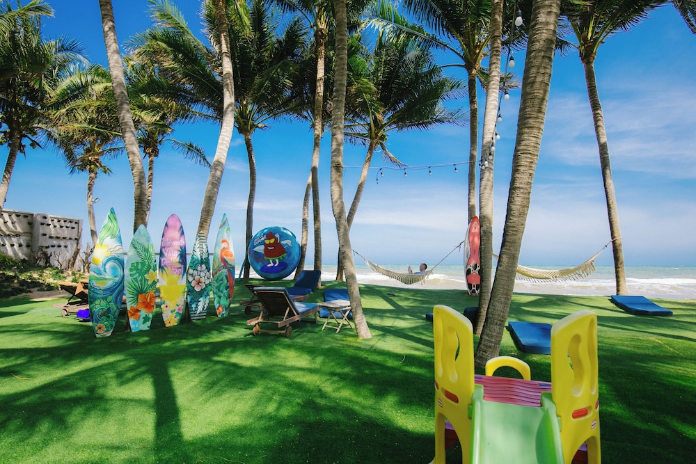 Villa Del Sol Beach Villas & Spa 54/62