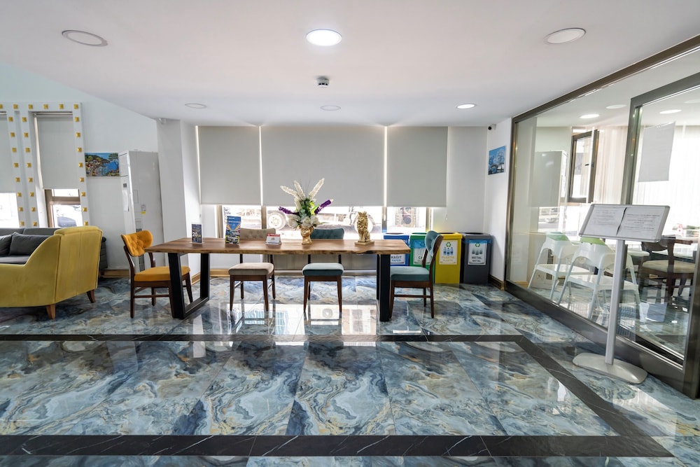 Piyes Otel 25/46