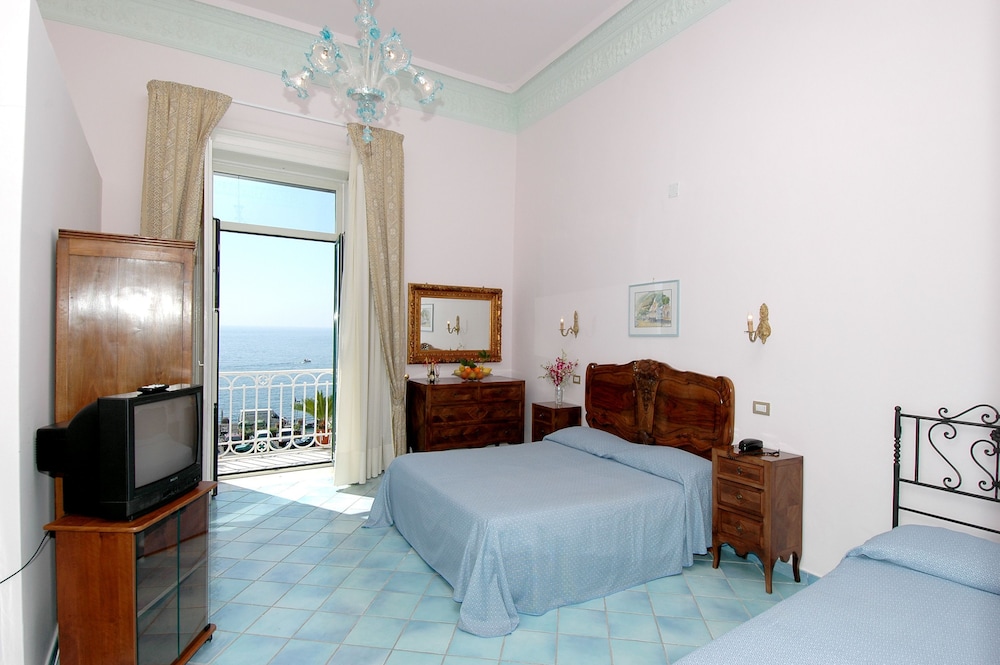 Hotel Fontana 23/65