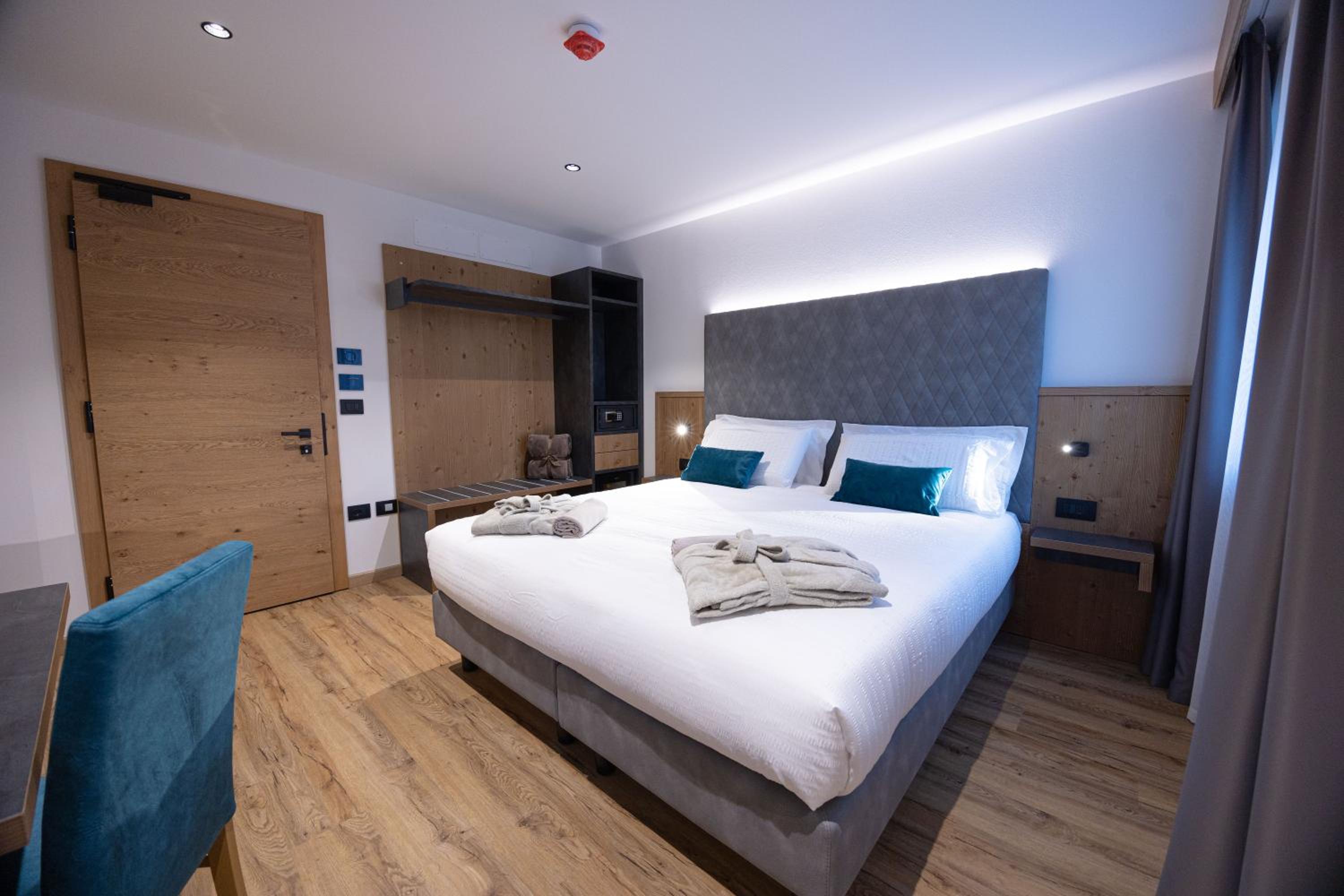 HOTEL MARIA 23/55