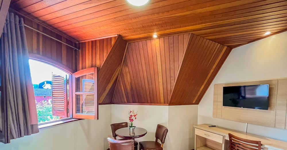Euro Suite Campos do Jordao 59/68