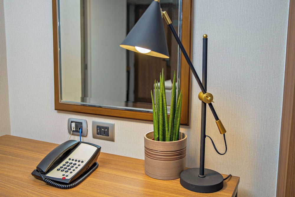 MCollection - Business & Leisure Stay in Eastwood City 36/42