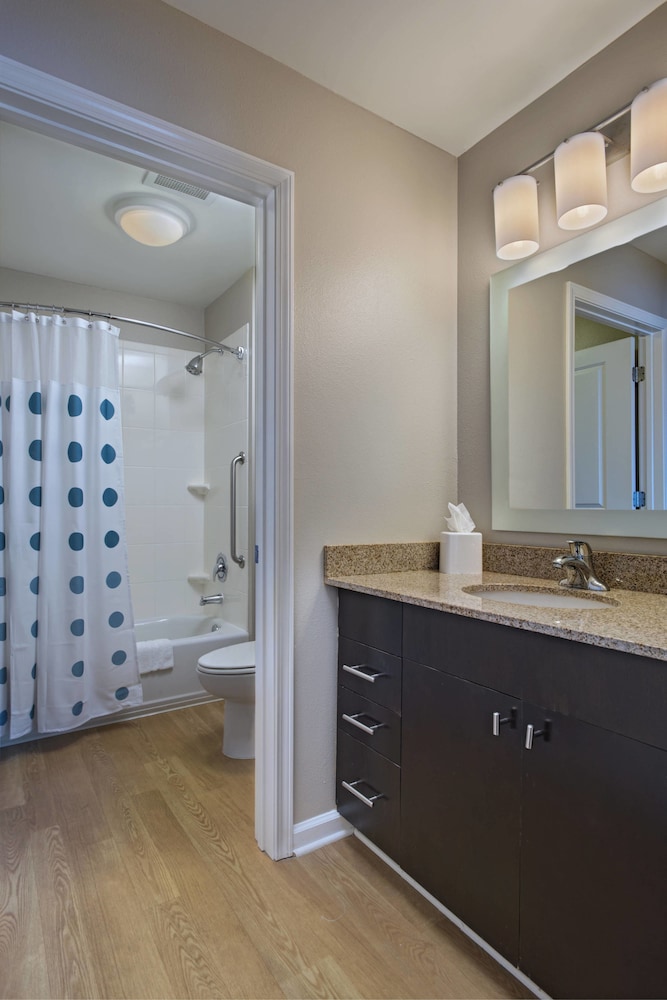 TownePlace Suites Fayetteville Cross Creek 19/35