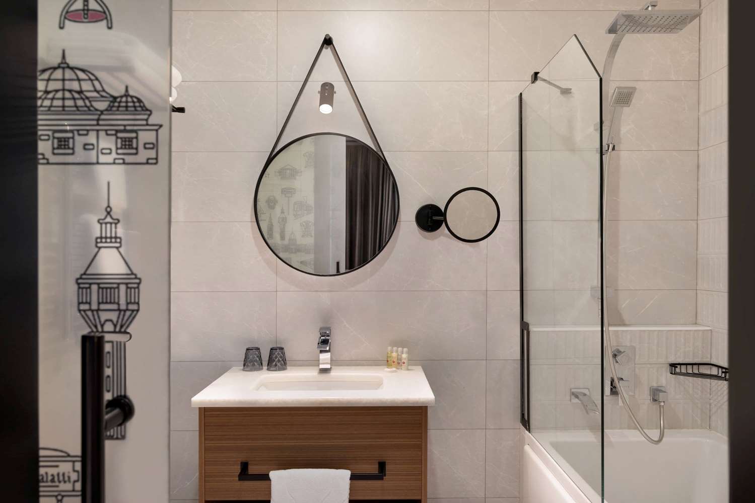 Ramada By Wyndham Budapest City Center 46/48