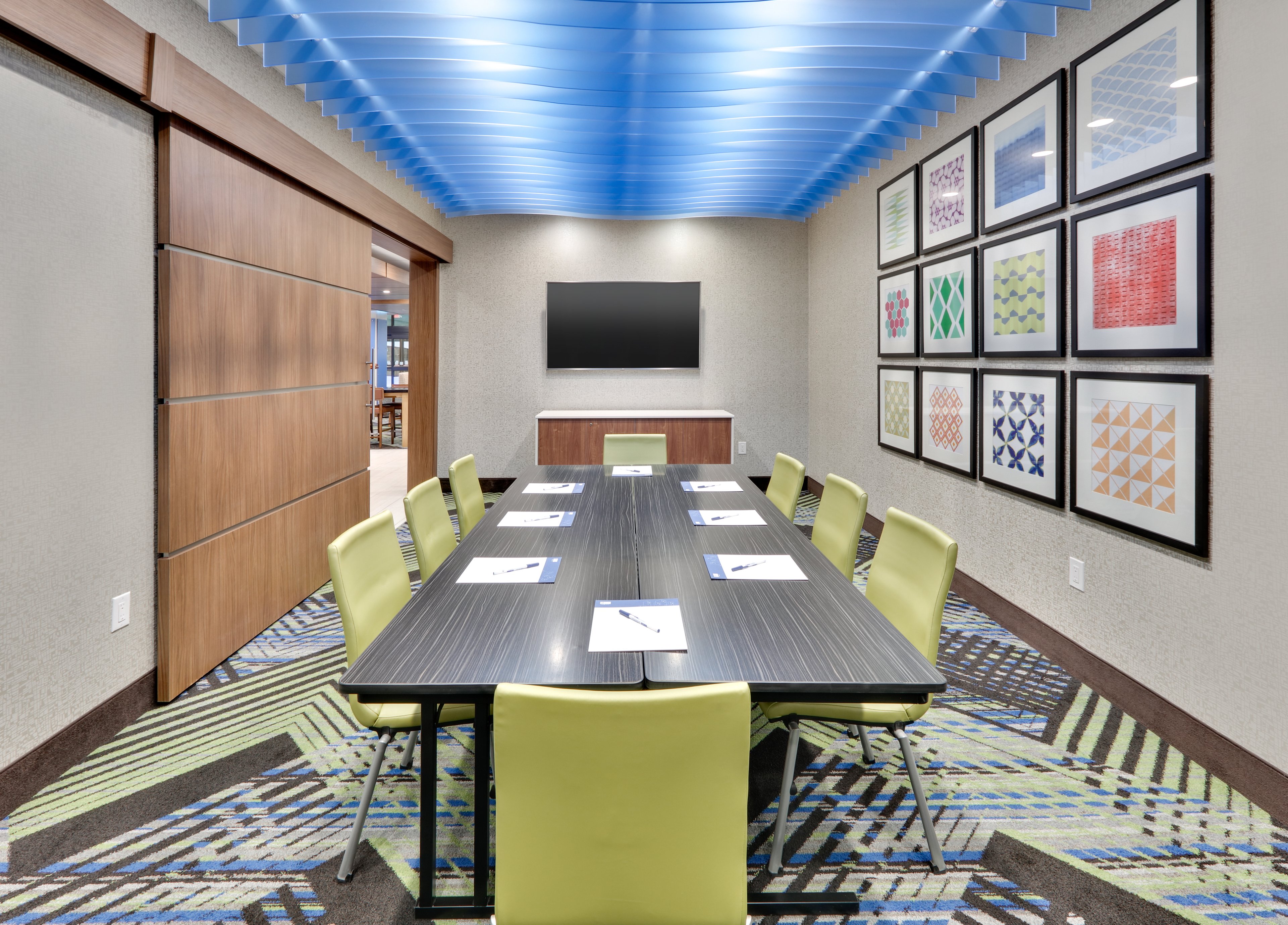 Holiday Inn Express & Suites Fort Worth North - Northlake 42/58