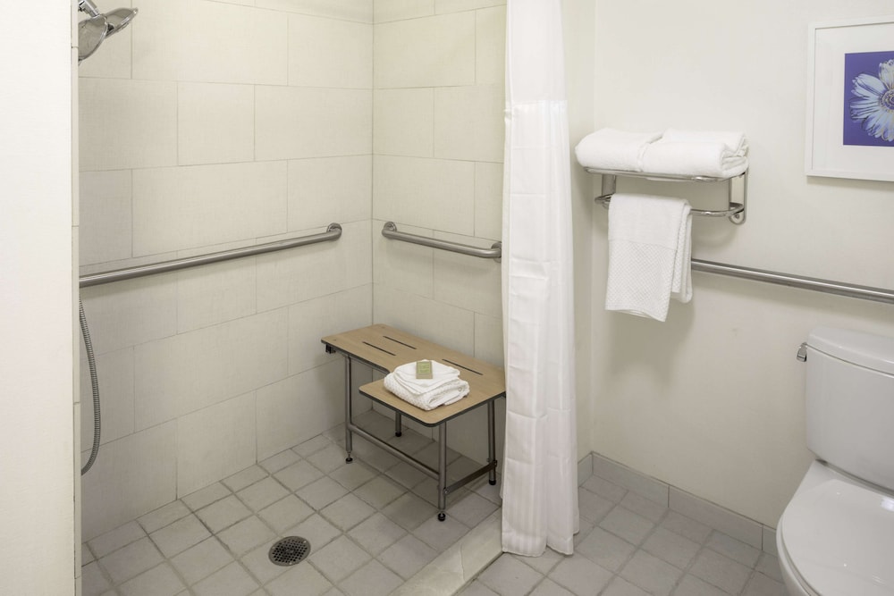 DoubleTree by Hilton Hotel & Suites Pittsburgh Downtown 22/81