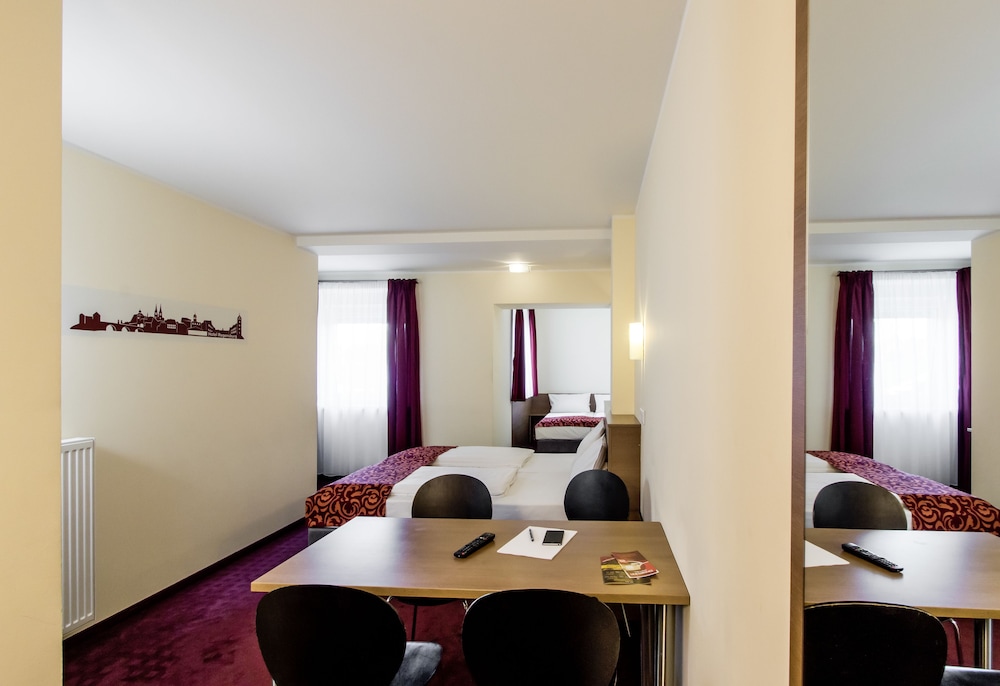 DREAM INN REGENSBURG 17/43