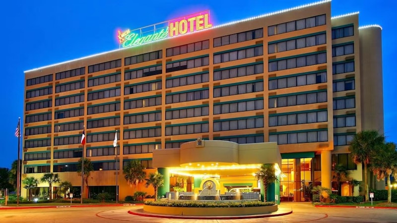 Mcm Elegante Hotel Conference Center 2/47