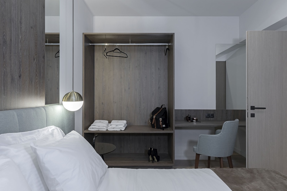 Philosofia Athens Suites 10/38