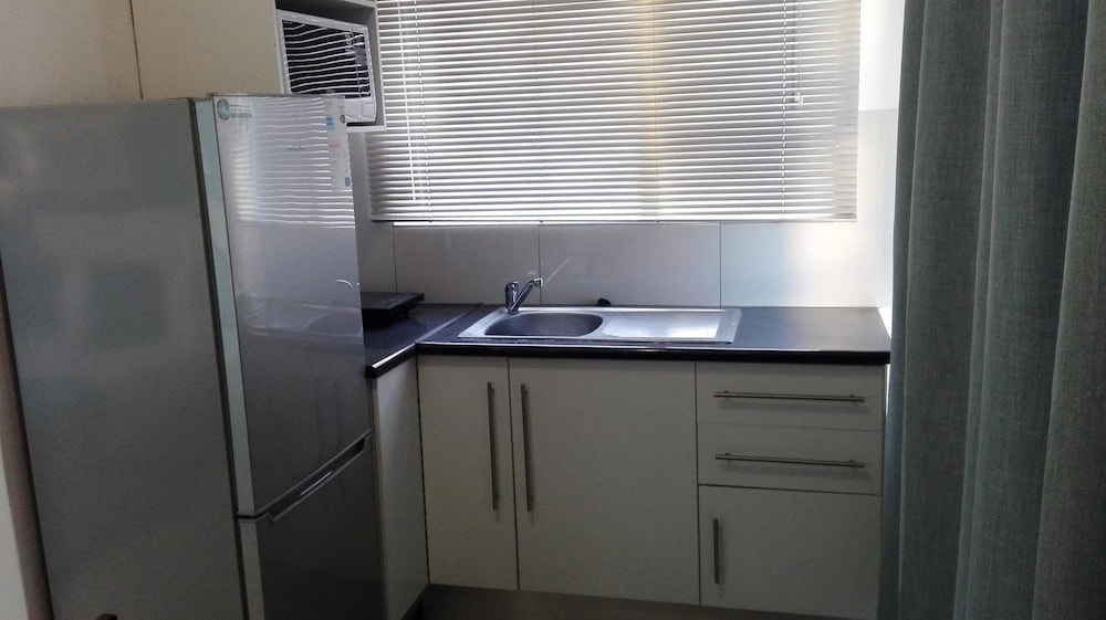 Saldanha Bay Lodge 26/32