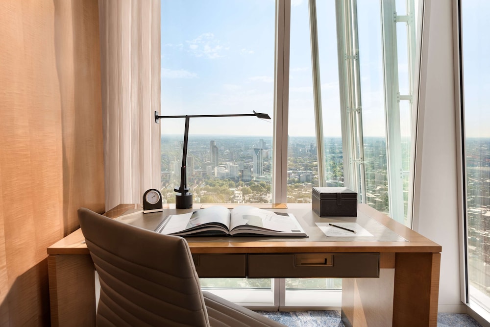 Shangri-La The Shard London 31/69
