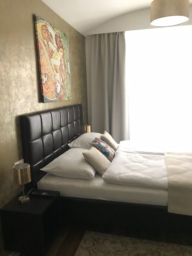 Alfons Boutique Hotel 53/75