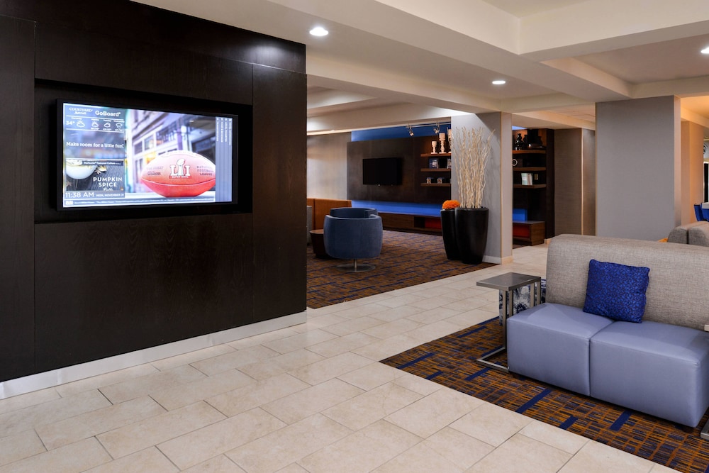 Country Inn & Suites by Radisson, Brown Deer - Milwaukee North 48/65