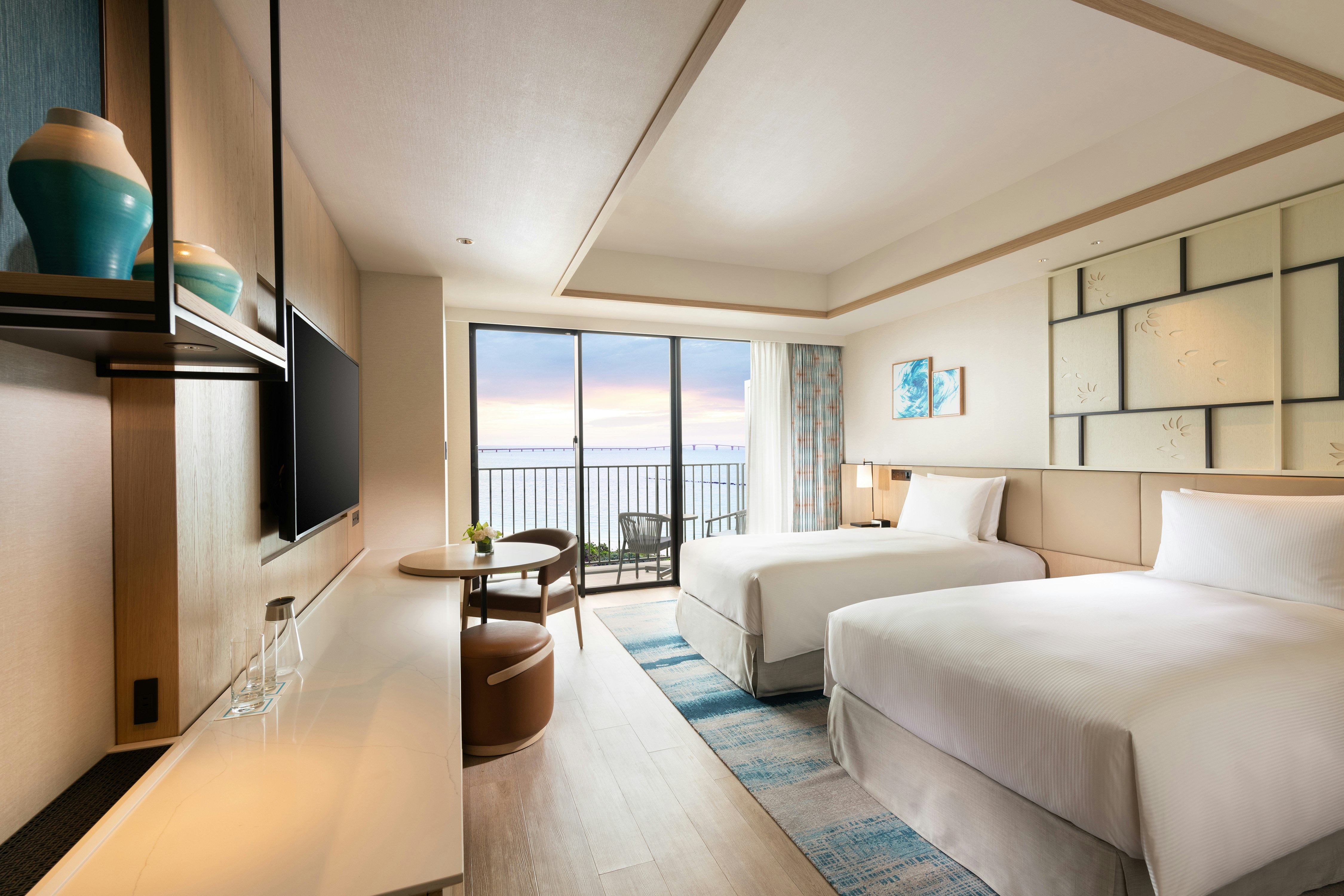 Executive, Twin Beds, Sunset View