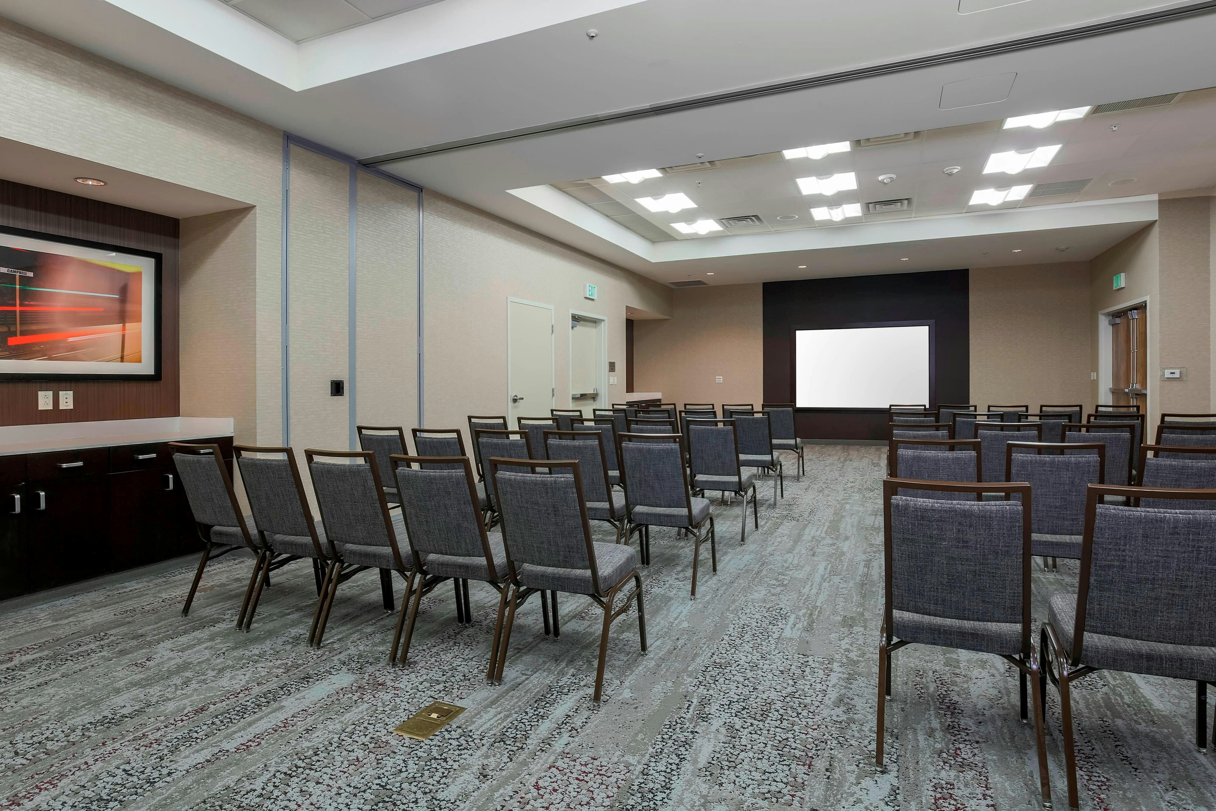 Courtyard by Marriott San Jose Campbell 17/22