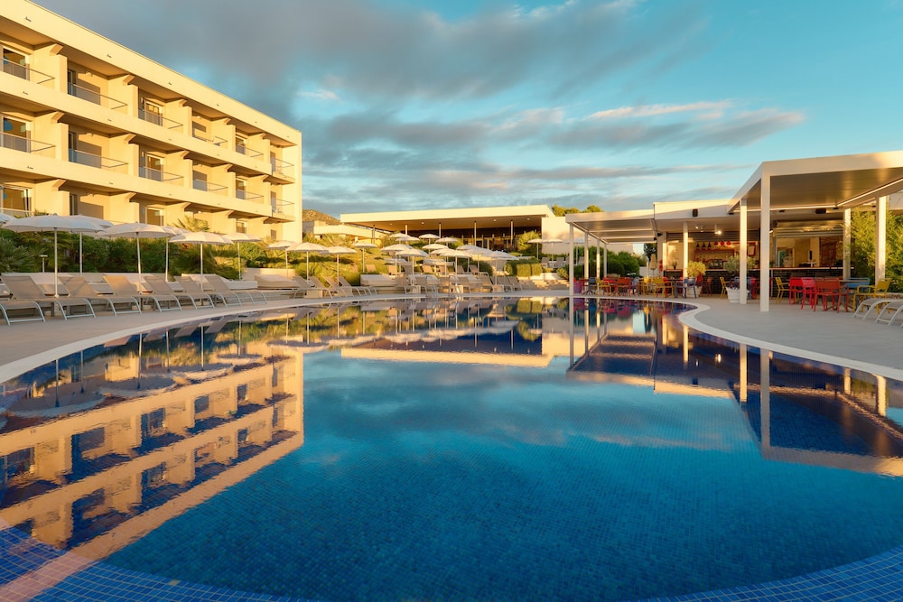 Pharos, Hvar Bayhill Hotel 9/76
