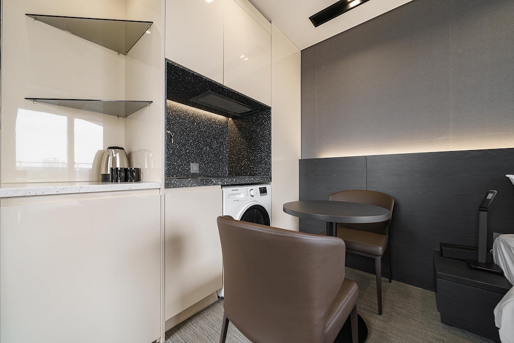 Gloucester Hotel Kintex 13/61