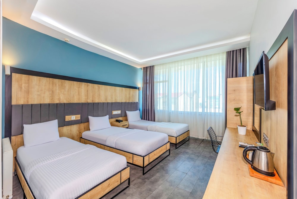 Skylon Airport Hotel 21/49