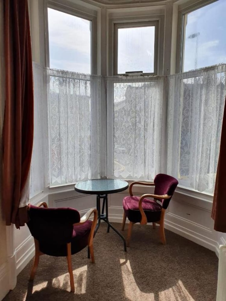 The Hawkes Hotel 36/56