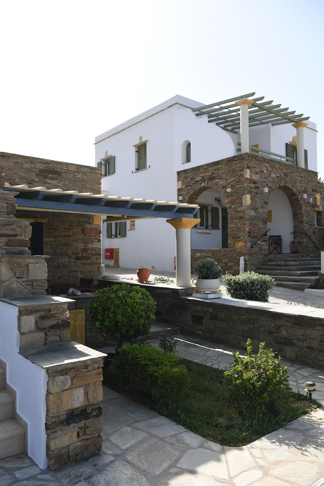 Tinos View 25/34