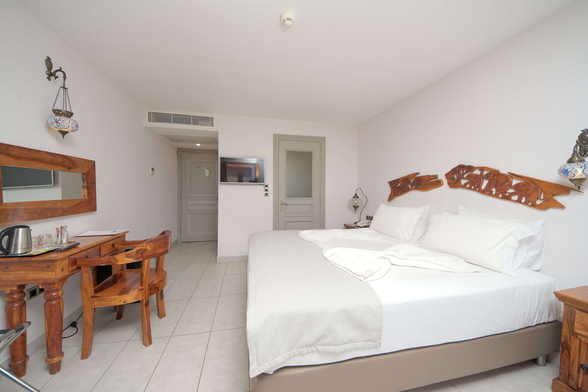 Room, Double Bed, Sea View, Balcony