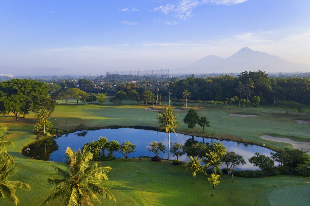 Hyatt Regency Yogyakarta 71/76