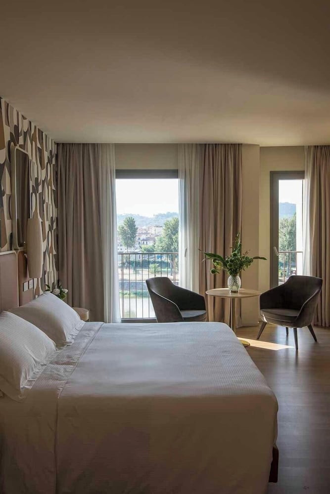 TOWER, DELUXE, RIVER VIEW