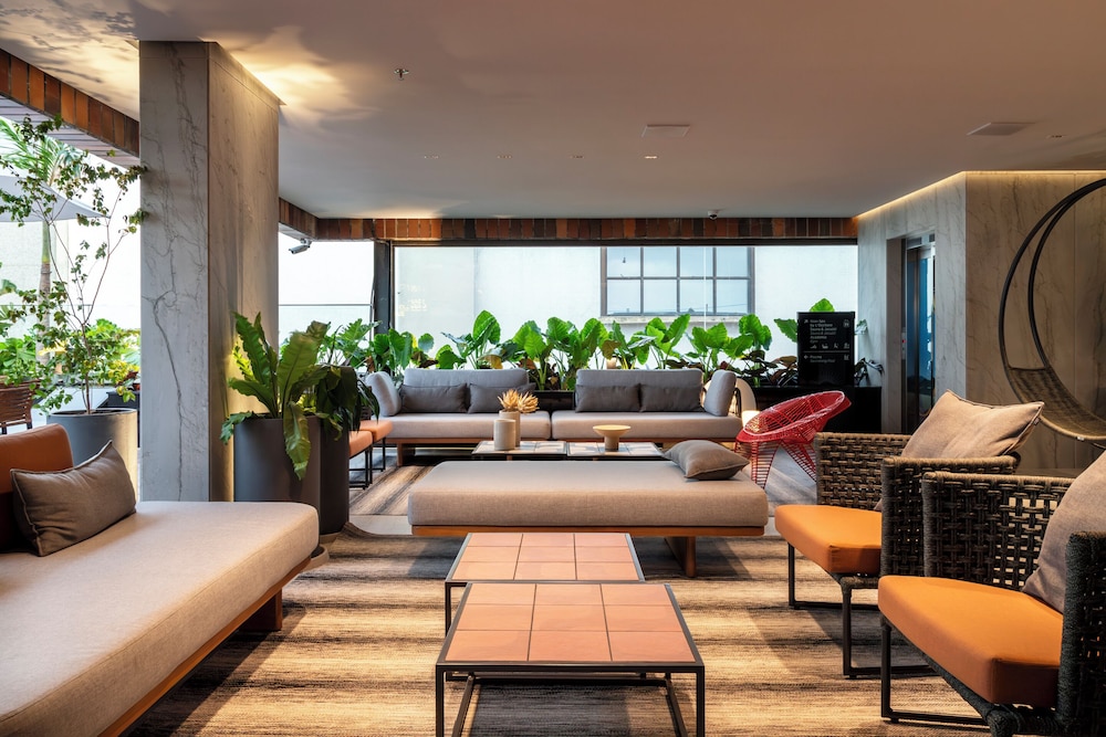 Hotel Gran Marquise 49/73