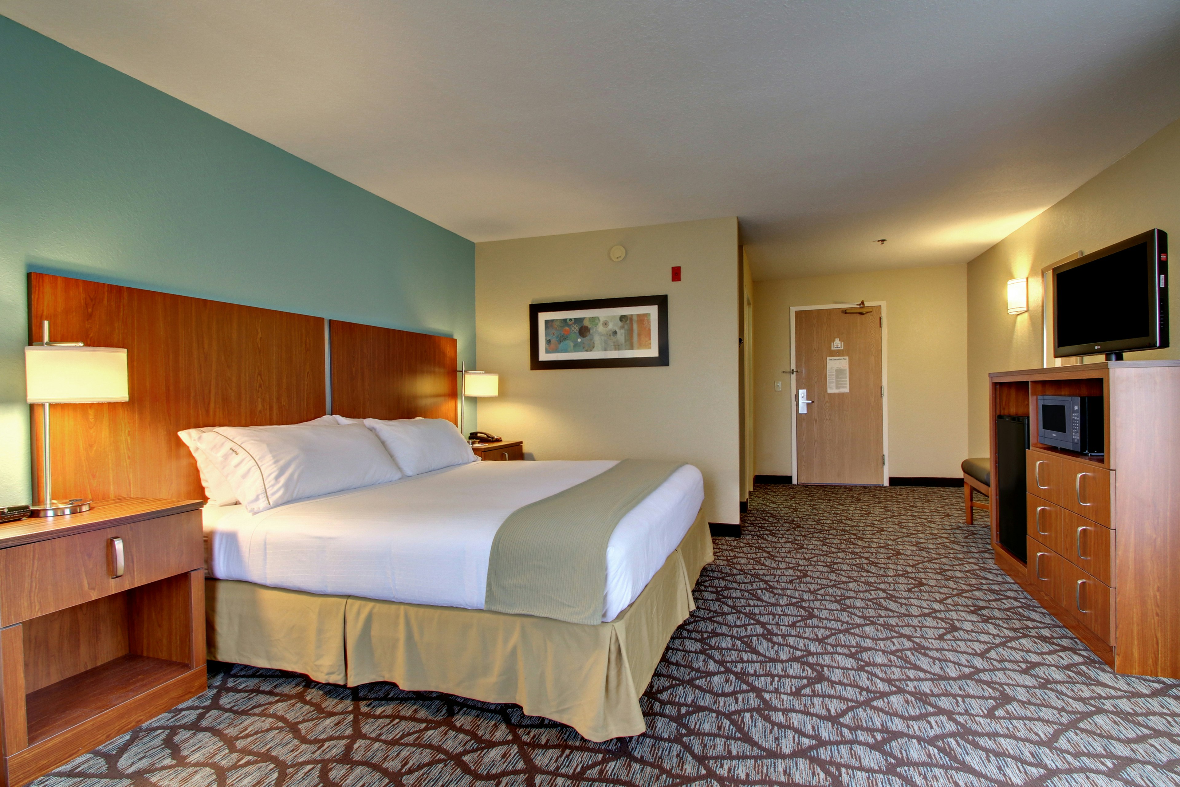 Holiday Inn Express Suites Jacksonville South I 295 33/73