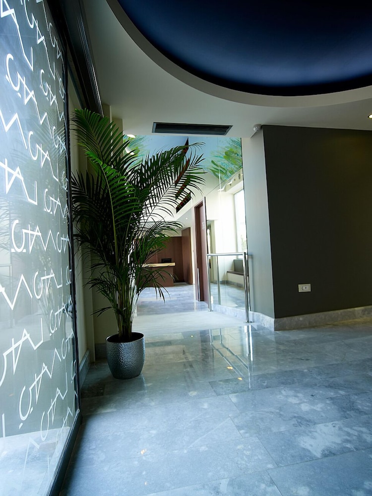 Lato Boutique Hotel 5/40