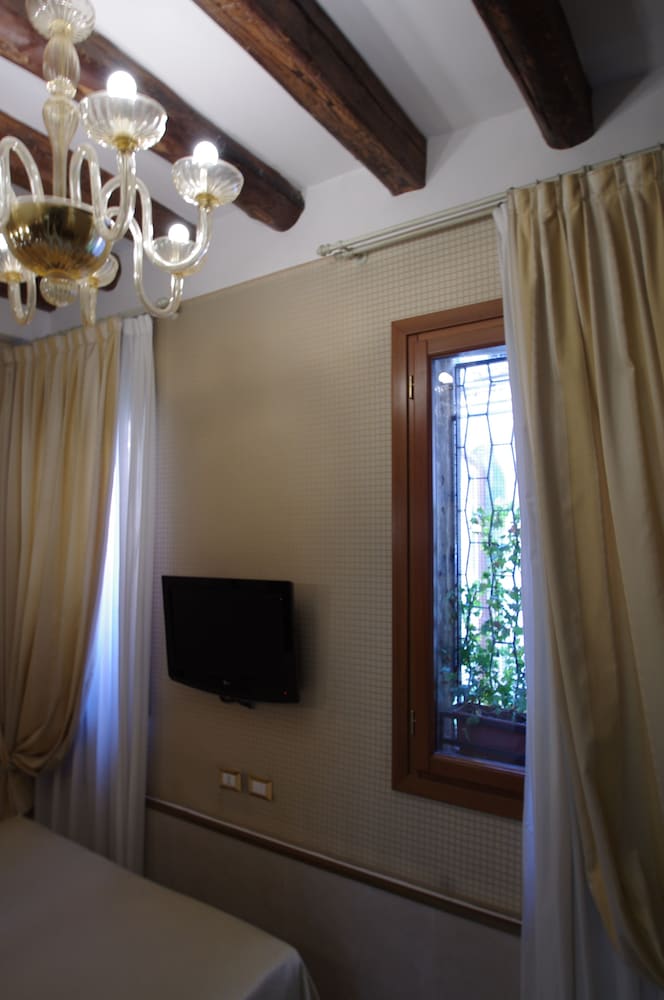 Hotel Paganelli Venice 21/49