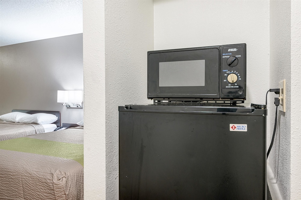 Motel6 New Iberia, LA 40/58