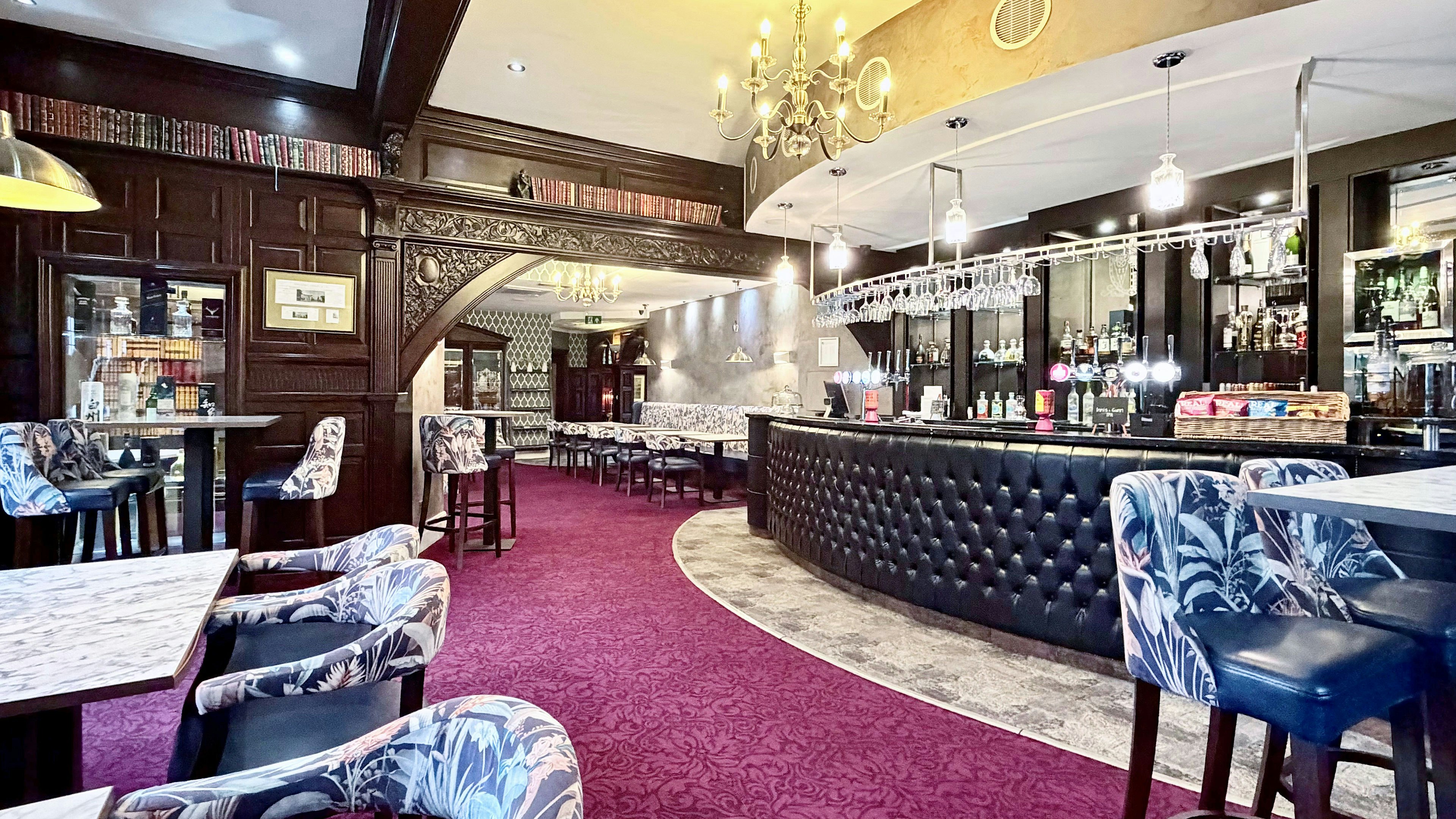 The Mount Hotel 77/80