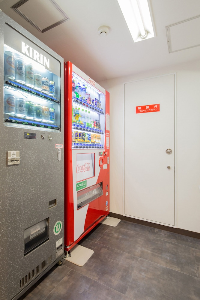 Travelodge Osaka Shinsaibashi 21/21