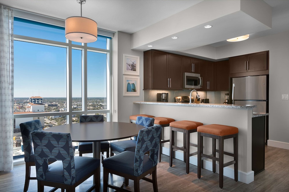 Hilton Grand Vacations Club Ocean 22 Myrtle Beach 56/70