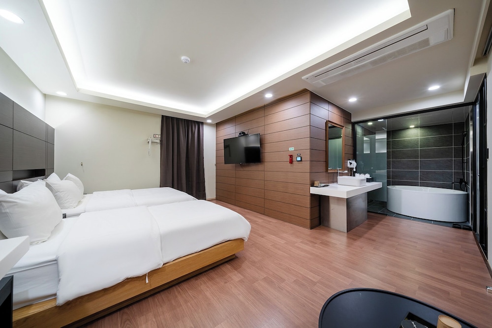 Boutique Hotel Xym Pyeongtaek 28/68