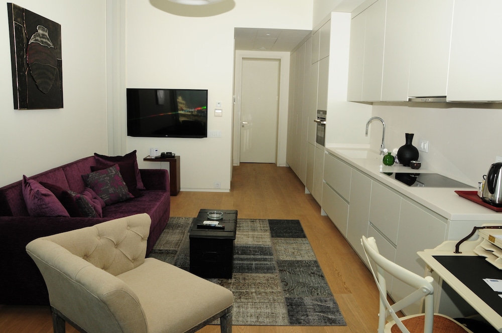 Atakoy Marina Park Residences 24/43