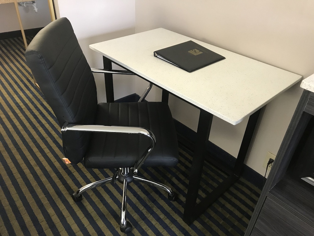 Quality Inn Savannah I 95 33/41