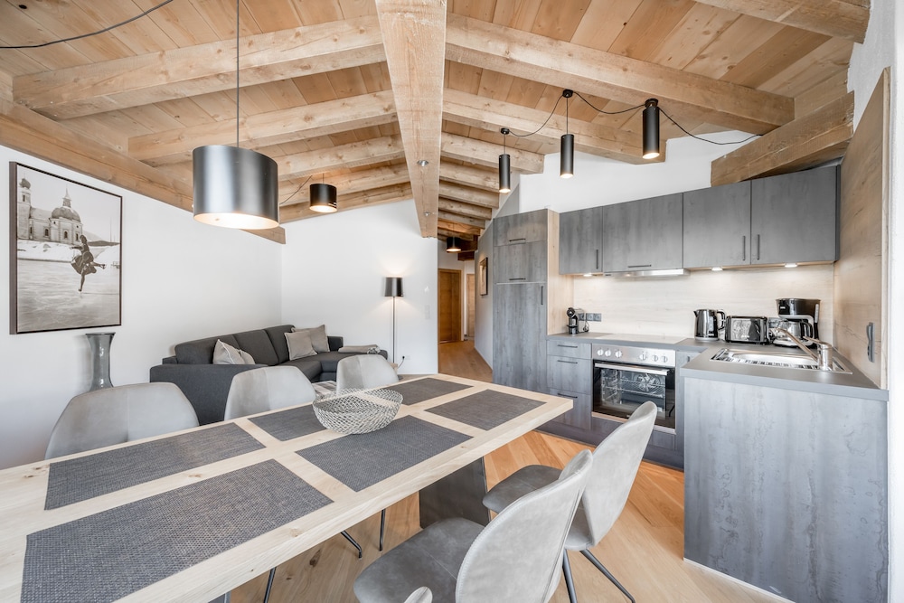 Hotel Alpina 22/68