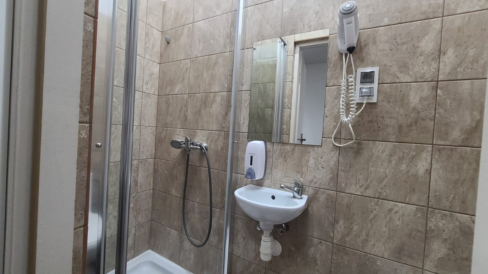 غرفة بسرير كوين، Lorf Hostel&Coffee 9/9