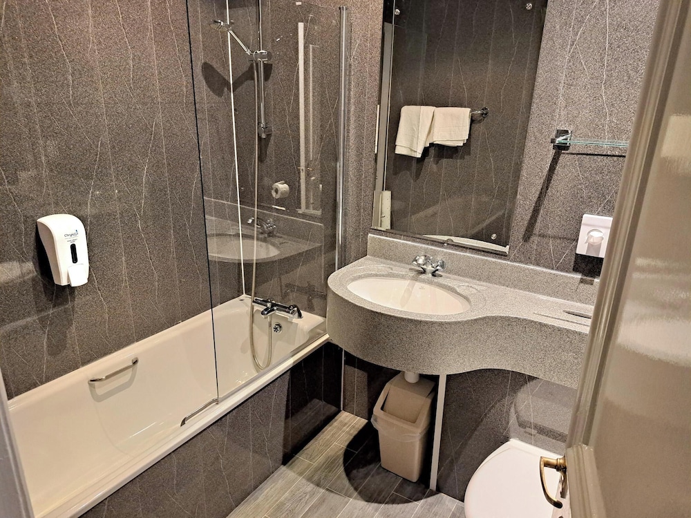Prince of Wales Hotel Southport 62/62