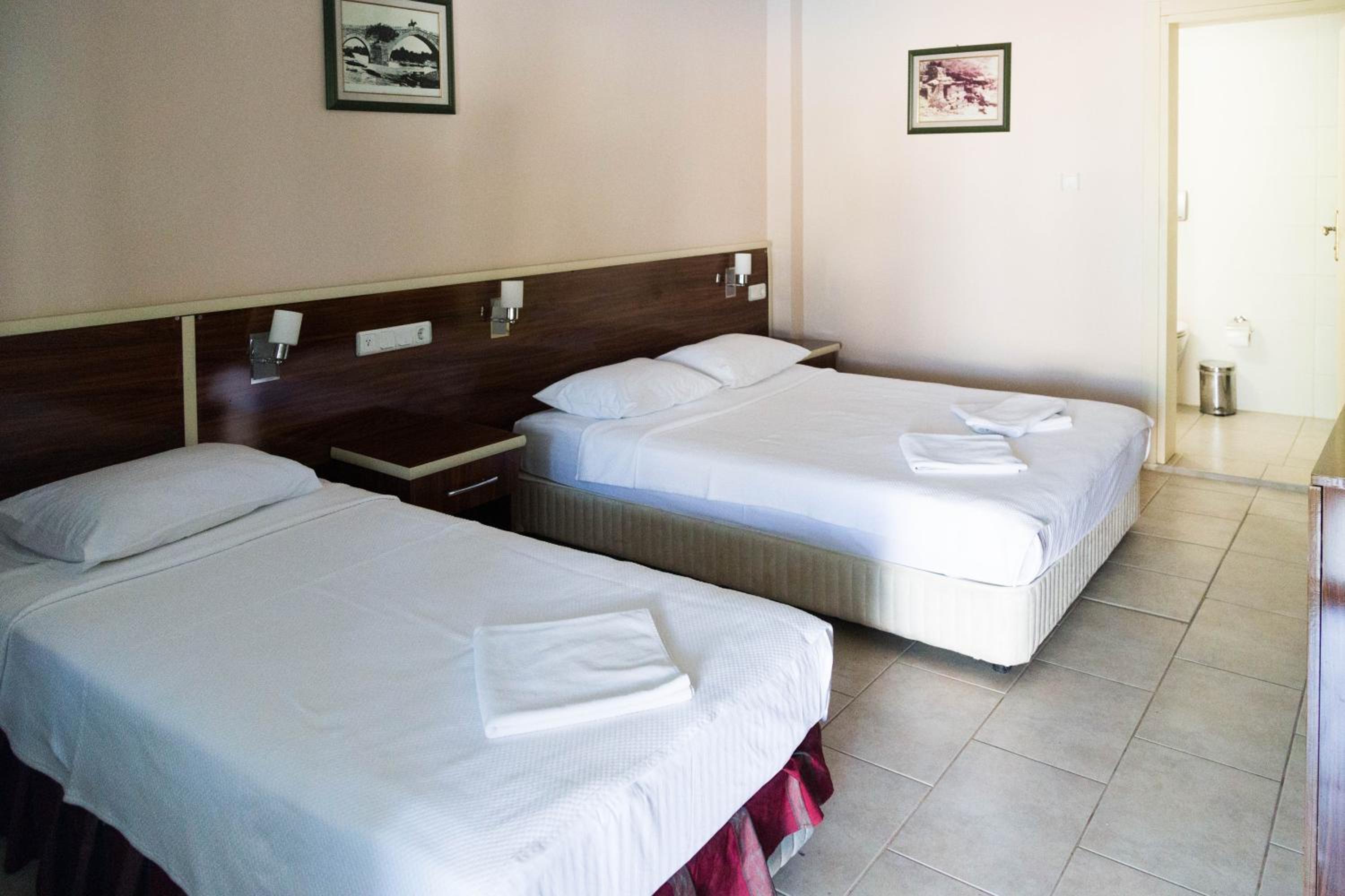 Assos Kadirga Hotel 5/50