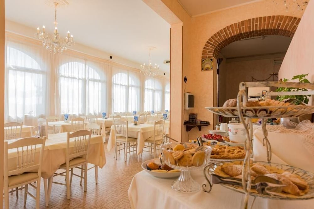 Hotel Stefania 21/36