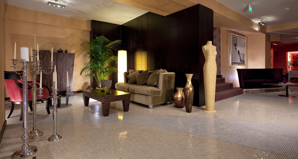 Fiume Hotel 36/53