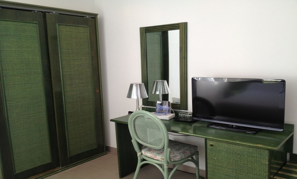 Hotel Paradiso 30/51